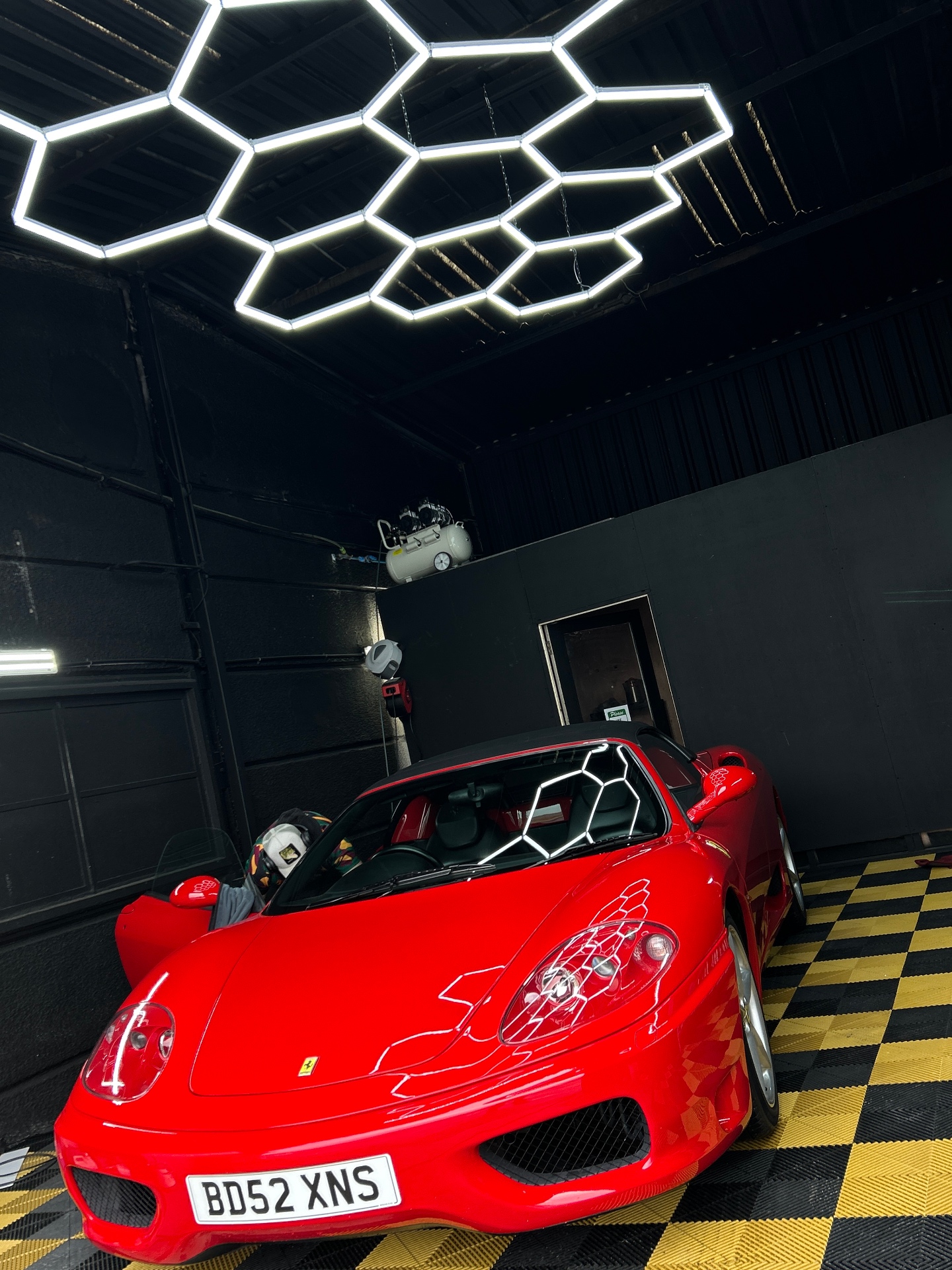 Ferrari 360 Spider — Monthly Maintenance Plan